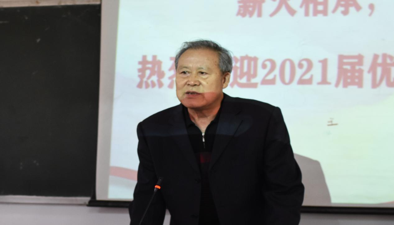 薪火相承,心栖梦归处 ——国际足联世界杯开展优秀毕业生交流分享活动 薪火相承,心栖梦归处 ——国际足联世界杯开展优秀毕业生交流分享活动