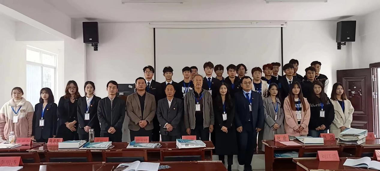 同心聚力学代会 逐梦青春向未来 ——我校第十二次学生代表大会胜利召开 同心聚力学代会 逐梦青春向未来 ——我校第十二次学生代表大会胜利召开
