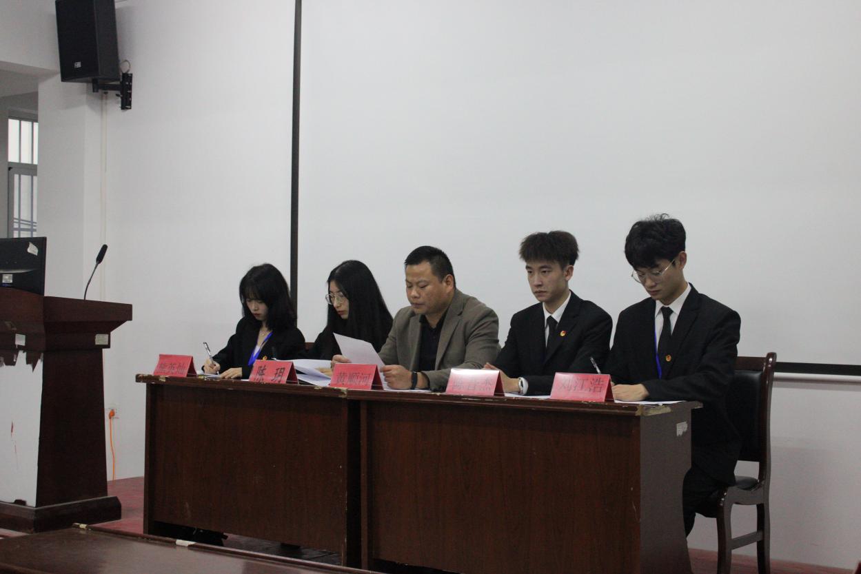 同心聚力学代会 逐梦青春向未来 ——我校第十二次学生代表大会胜利召开 同心聚力学代会 逐梦青春向未来 ——我校第十二次学生代表大会胜利召开