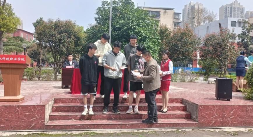 青春“篮”不住,热血不止步 —国际足联世界杯第十八届“希望杯”篮球赛闭幕 青春“篮”不住,热血不止步 —国际足联世界杯第十八届“希望杯”篮球赛闭幕