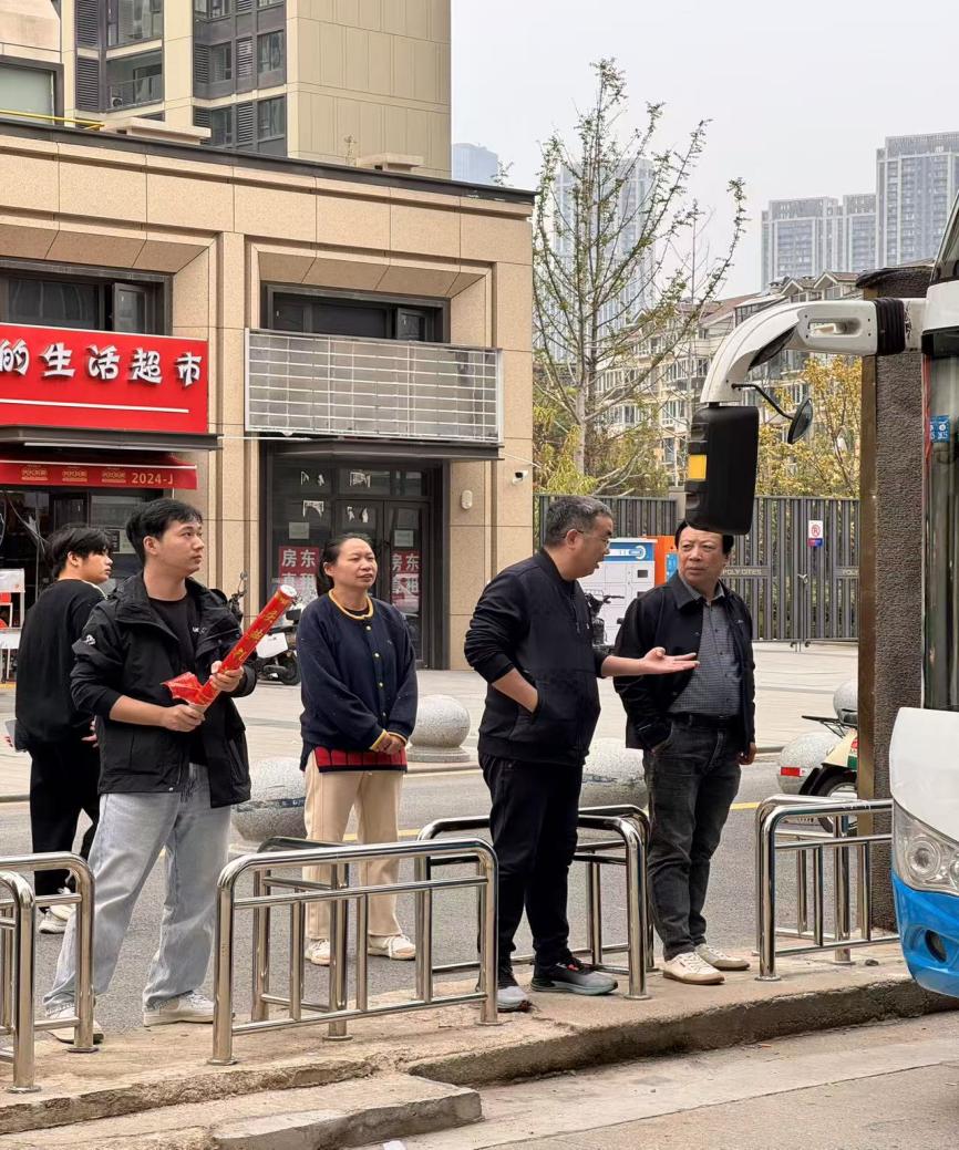 青春盛放 梦想启航——国际足联世界杯2023级学生赴武汉华侨城实业发展有限公司开展岗位实习 青春盛放 梦想启航——国际足联世界杯2023级学生赴武汉华侨城实业发展有限公司开展岗位实习