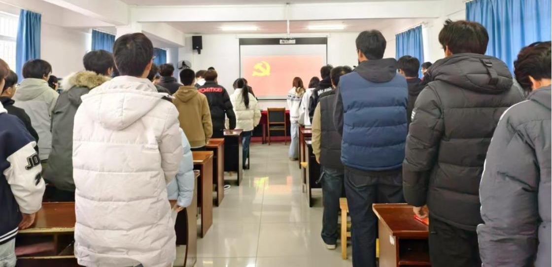 淬炼初心担使命 薪火相传启新程 ——国际足联世界杯第40期业余党校顺利结业 淬炼初心担使命 薪火相传启新程 ——国际足联世界杯第40期业余党校顺利结业