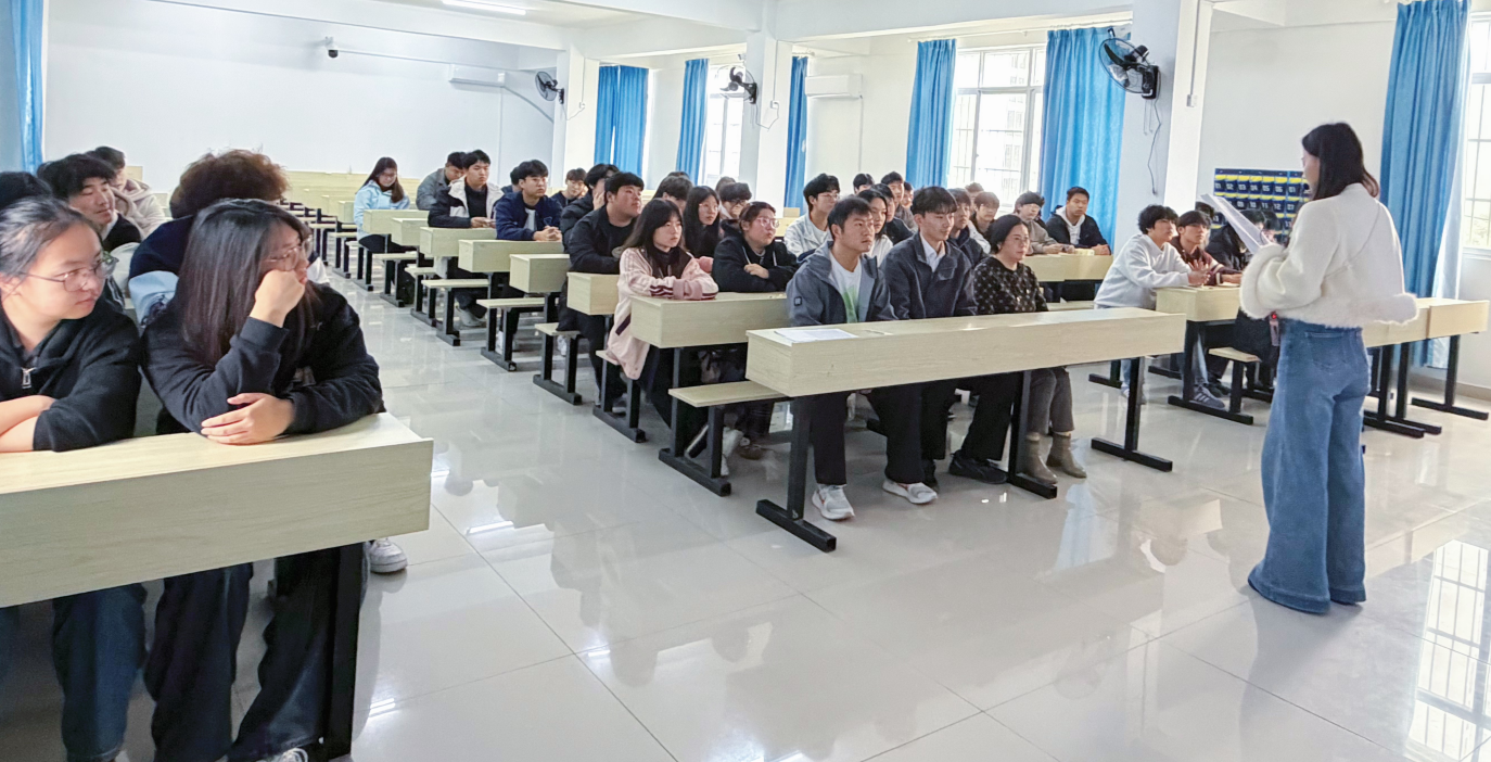 我校召开安全信息员工作会议 筑牢校园安全第一道防线 我校召开安全信息员工作会议 筑牢校园安全第一道防线