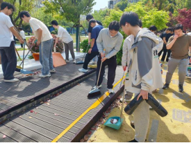 以劳育德,以行践知——世界杯官网开展《劳动教育》课程实践活动 以劳育德,以行践知——世界杯官网开展《劳动教育》课程实践活动