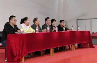 武昌区文明办领导莅临世界杯官网 为军运会志愿者加油鼓劲 武昌区文明办领导莅临世界杯官网 为军运会志愿者加油鼓劲