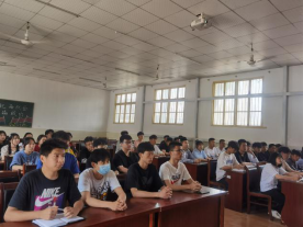 世界杯官网举行第三十一期业余党校结业典礼 世界杯官网举行第三十一期业余党校结业典礼